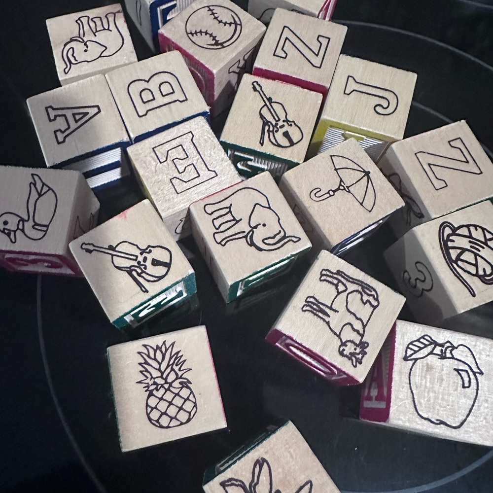 VGC MELISSA & DOUG Deluxe Children 50-Piece Wooden ABC/123 Blocks w/Plastic Case - Picture 11 of 13